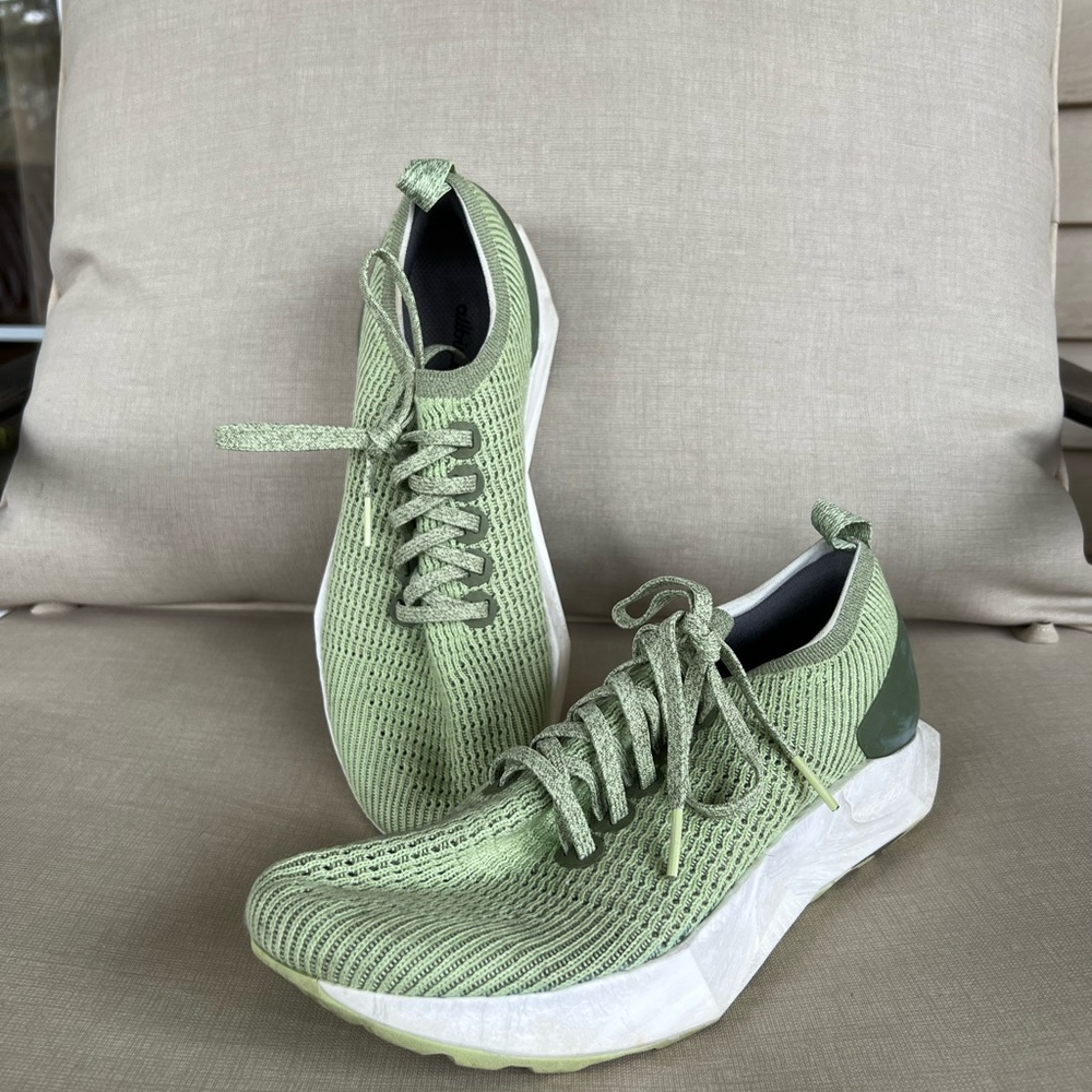 Women’s Allbirds Lace-Up Sneakers